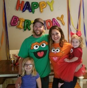 Meet your Posher, Elisa